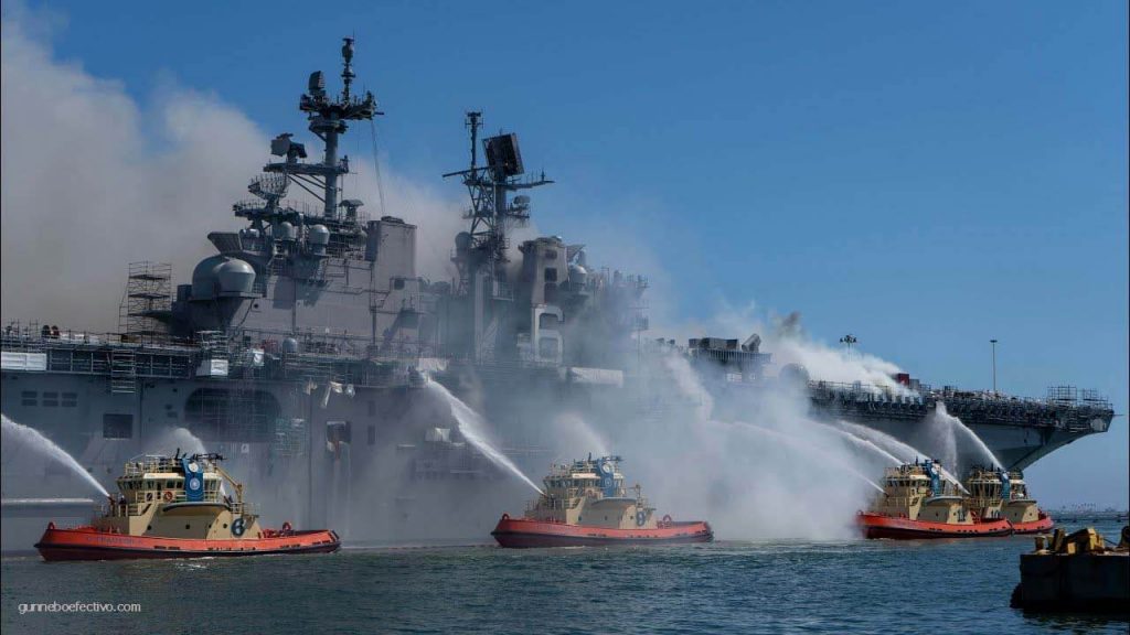 เหตุเพลิงไหม้ เรือ Bonhomme Richard รายงานของกองทัพเรือสหรัฐฯ ได้สรุปว่าความล้มเหลวครั้งใหญ่ภายในสายการบังคับบัญชาของทหารทำให้เกิดไฟไหม้