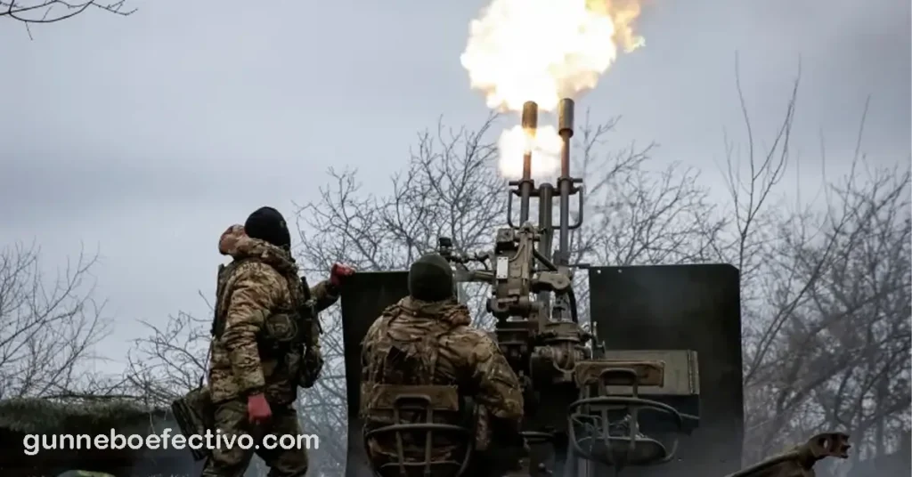 ยูเครนถอนตัวจาก 3 หมู่บ้านทางตะวันออก หลังรัสเซียอ้างได้เปรียบ ผู้บัญชาการสูงสุดของยูเครนกล่าวว่า กองทหารที่มีจำนวนมากกว่า