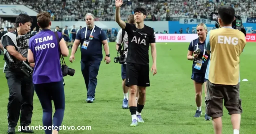 ซนฮึงมิน เดินทางไปลอสแองเจลิส ก่อนย้ายจากสเปอร์สไป MLS ดาวเตะชื่อดังชาวเกาหลีใต้ ได้เดินทางถึงเมืองลอสแองเจลิส